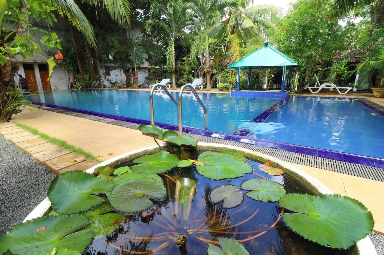 Hotel Susantha Garden Бентота Екстериор снимка